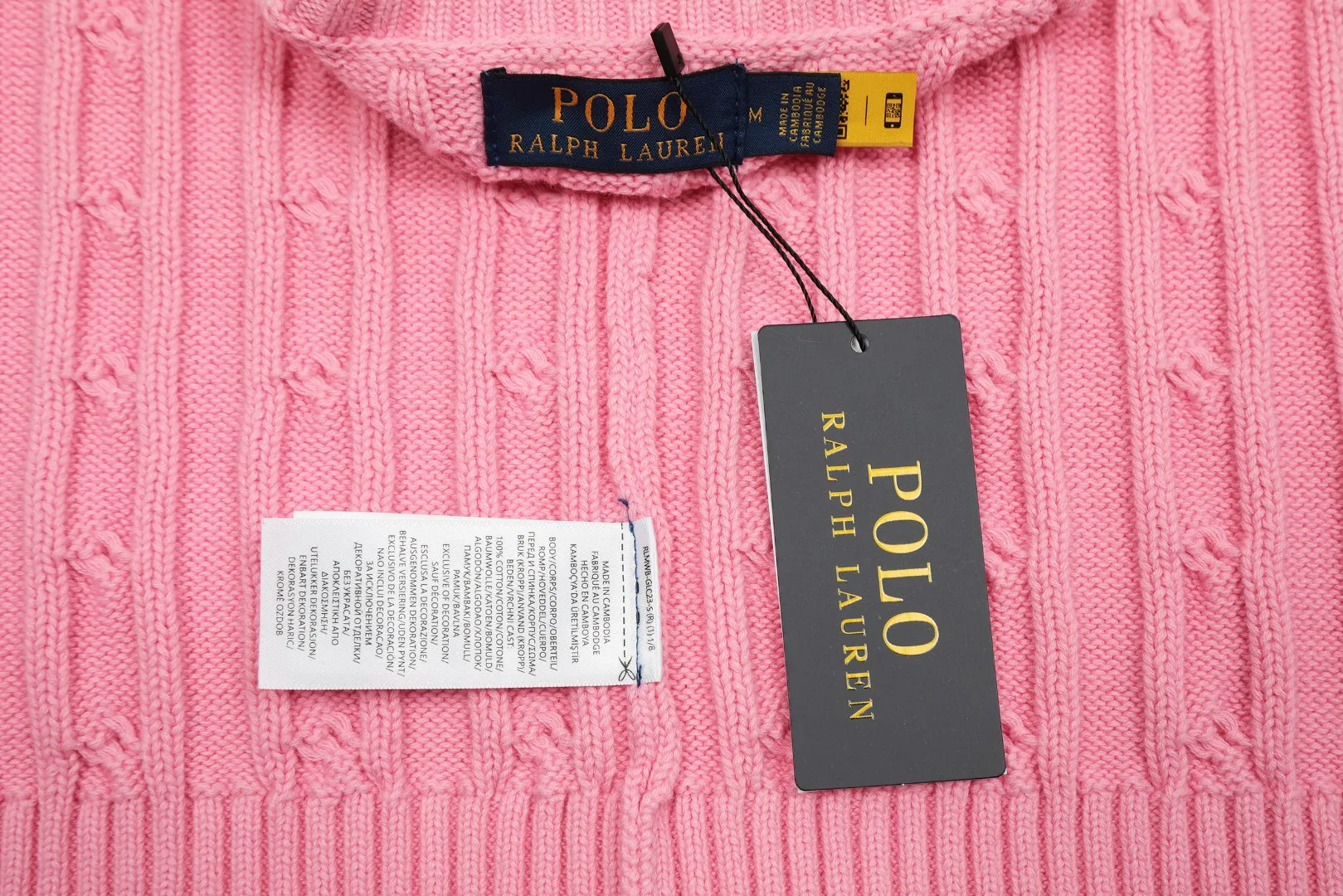 🅿️160 "Top quality" Style number: DS002# (not off the shelves all year round) [Ralph Lauren round neck solid color pony embroidered logo knitted short sleeves] ✅Ralph Lauren classic basic versatile knitted short sleeves for all seasons ✅Main supplier platform live broadcast Wholesale entities Replenish when out of stock Not off the shelves ✅ZP quality 1:1 version Scan the code to enter the GF website Counter quality ✅Detailed quality is the only one in Guangzhou Imported quality cotton yarn, focusing on high-end, cost-effective, good quality needless to say ✅The version is restored to the original order, the maximum size can be worn up to 160 pounds, loose, comfortable and stress-free ✅The upper body is simple and easy to match, a must-have for goddess ootd, good-looking clothes are never picky, a must-have in the goddess’ wardrobe Size: S-XL Color: Black White Gray Light Blue Light Pink Colorful Blue Khaki Bright Yellow Fruit Green Milk Apricot Wood Green Taro Purple Chinese Red Anchor Red Navy Red Label Navy Blue White Label